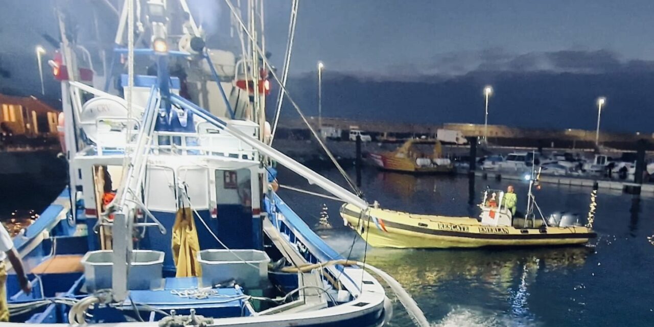 Fishing Boat “Attacked by Marlin” Near Lanzarote; Nearly Sinks with Five Crew Onboard