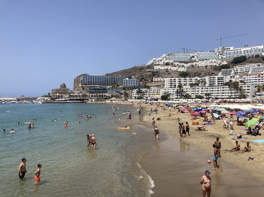 Record Arrivals Put Canary Islands’ Tourism Model to the Test