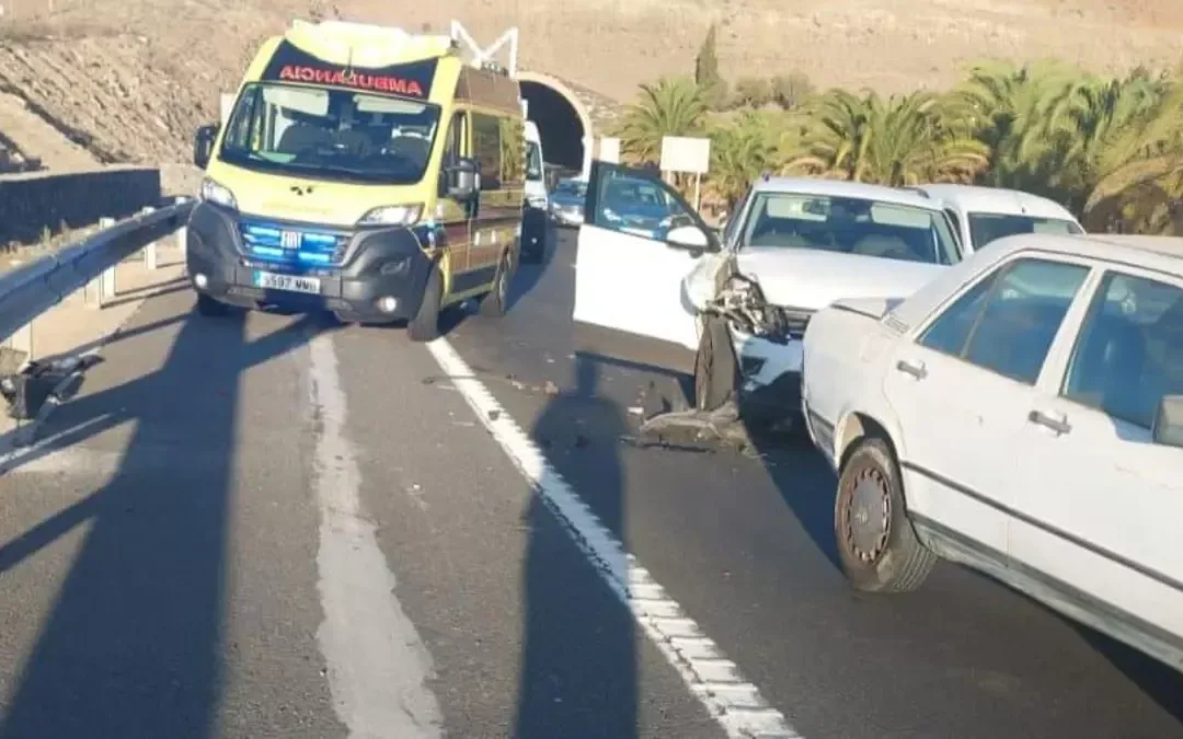 Multiple-vehicle collision on GC-1 causes long delays and one minor injury