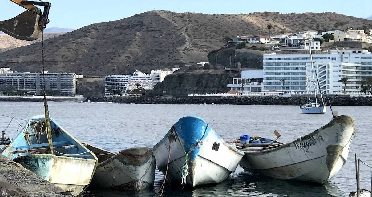 Arrests after deadly migrant boat rescue south of the Canary Islands