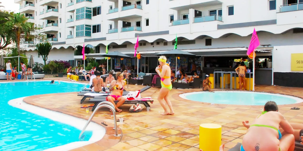 Spanish Hoteliers Challenge Traveler Registry, Claim EU Law Breach